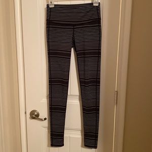 athleta full length leggings/tights,  size xs.